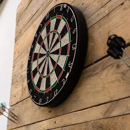 230 M2 Loft Mit Eigenem Wintergarten Mit Tischtennis & Dart, Kostenloser Parkplatz *