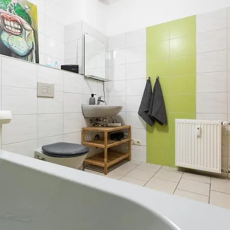 Apartment 230 M2 Loft Mit Eigenem Wintergarten Mit Tischtennis & Dart, Kostenloser Parkplatz