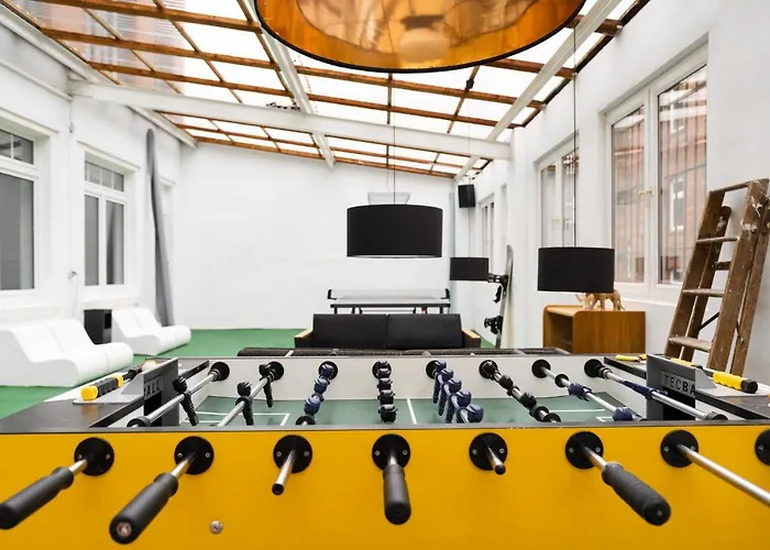 230 M2 Loft Mit Eigenem Wintergarten Mit Tischtennis & Dart, Kostenloser Parkplatz Apartmán *