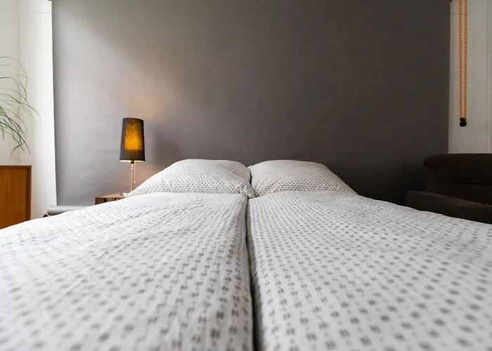 230 M2 Loft Mit Eigenem Wintergarten Mit Tischtennis & Dart, Kostenloser Parkplatz * Erfurt