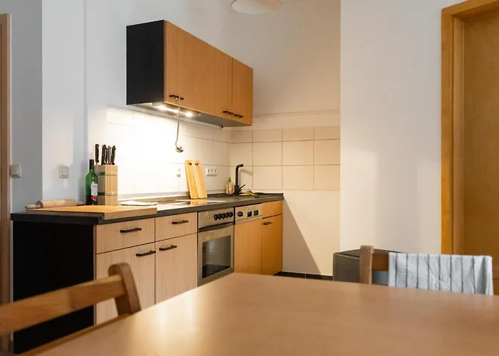 230 M2 Loft Mit Eigenem Wintergarten Mit Tischtennis & Dart, Kostenloser Parkplatz *