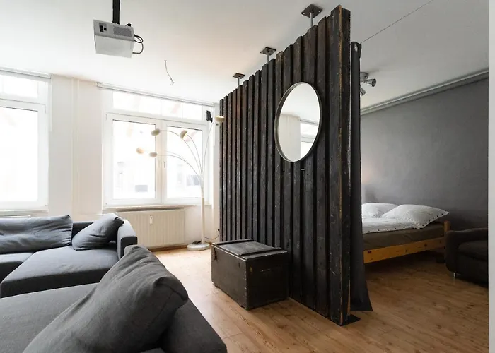 230 M2 Loft Mit Eigenem Wintergarten Mit Tischtennis & Dart, Kostenloser Parkplatz *