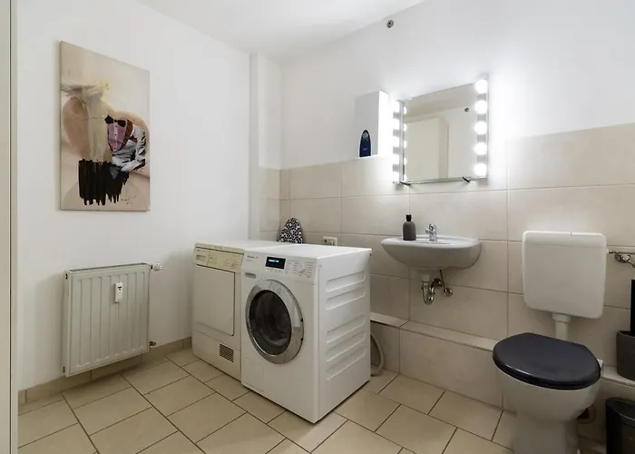 Appartamento 230 M2 Loft Mit Eigenem Wintergarten Mit Tischtennis & Dart, Kostenloser Parkplatz *