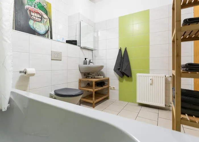 Appartamento 230 M2 Loft Mit Eigenem Wintergarten Mit Tischtennis & Dart, Kostenloser Parkplatz